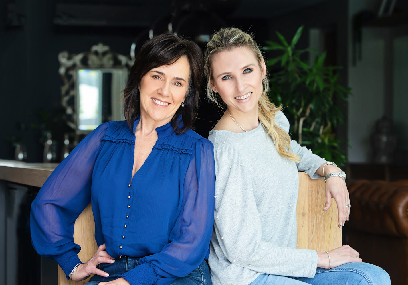 the-employment-co-contact-page-team-photo